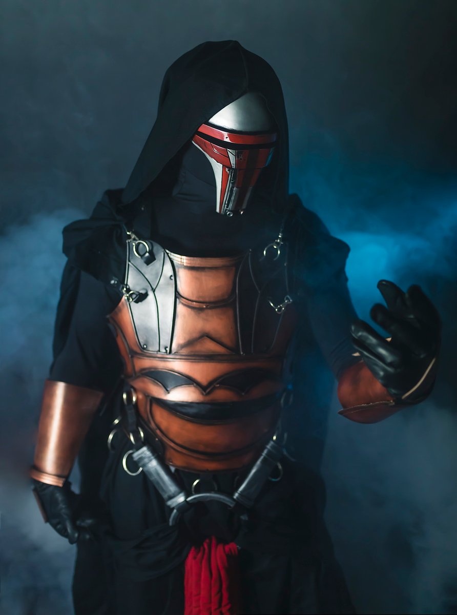 Darth Revan Cosplay | Propcorn